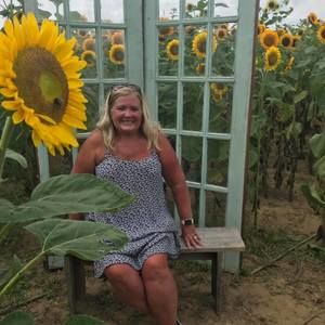 Meet your Posher, Robin